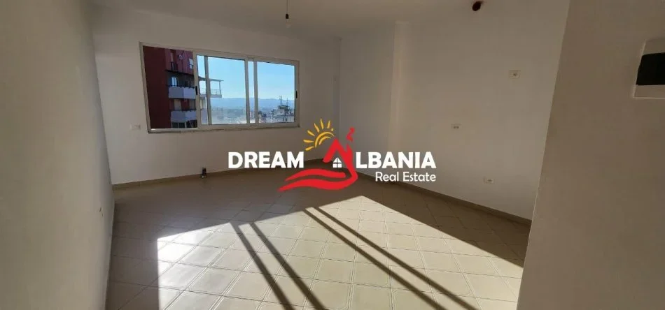Tirane, shitet apartament 1+1 , 59 m² 78.000 € 