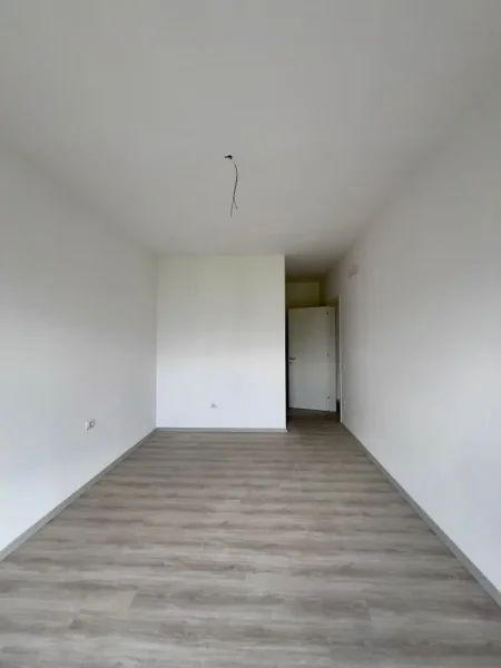 Tirane, shitet apartament 2+1+Ballkon Kati 2, 112 m² 95.000 € (Bulevardi blu)