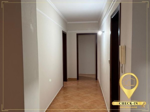 Tirane, jepet me qera zyre Kati 3, 177 m² 1.800 € (Sheshi Wilson)