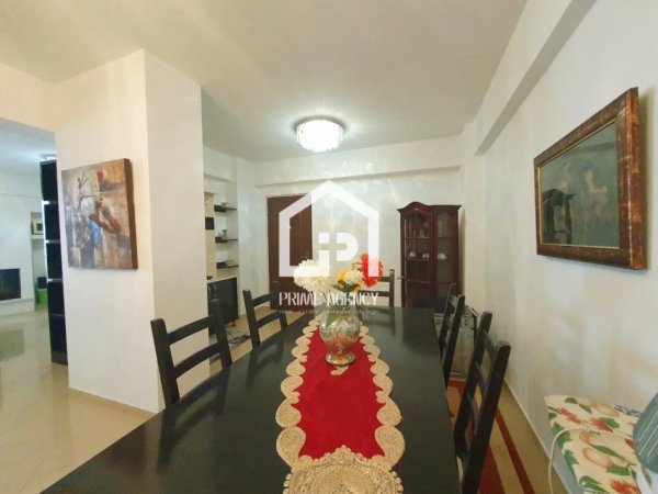 Pogradec, jepet me qera apartament 3+1+Ballkon Kati 7, 125 m² 50 € (POGRADEC)