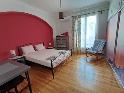 Tirane, jepet me qera apartament 3+1 Kati 2, 90 m² 600 € (tregu elektrik)