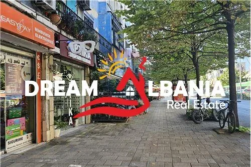Tirane, jepet me qera dyqan , 500 m² 10.000 € 