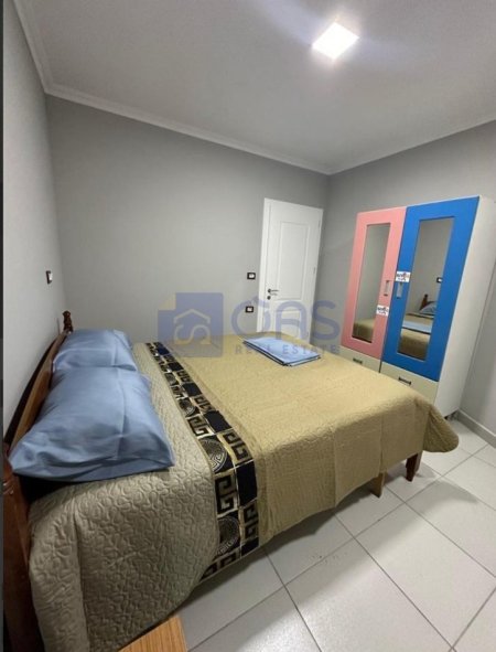 Tirane, jepet me qera apartament 1+1+Aneks Kati 5, 50 m² 450 € (Don Bosko , Viva Market)