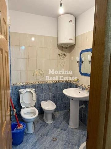 Tirane, jepet me qera apartament 3+1 Kati 2, 120 m² 550 € (Rruga 5 Maji)