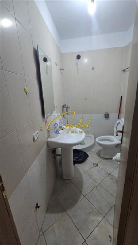 Tirane, jepet me qera apartament 1+1 Kati 7, 73 m² 380 € (MISTO MAME)