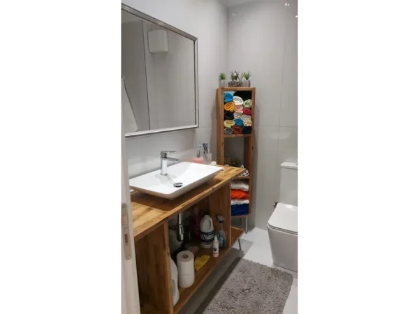 Vlore - Lungomare - Uji i Ftohte, shitet apartament 1+1+Ballkon Kati 2, 62 m² 180.000 € (Vlore)