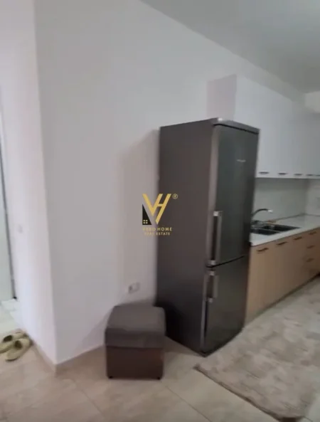 Tirane, jepet me qera apartament 2+1+Ballkon Kati 2, 80 m² 800 € (RRUGA IBRAHIM DERVISHI)