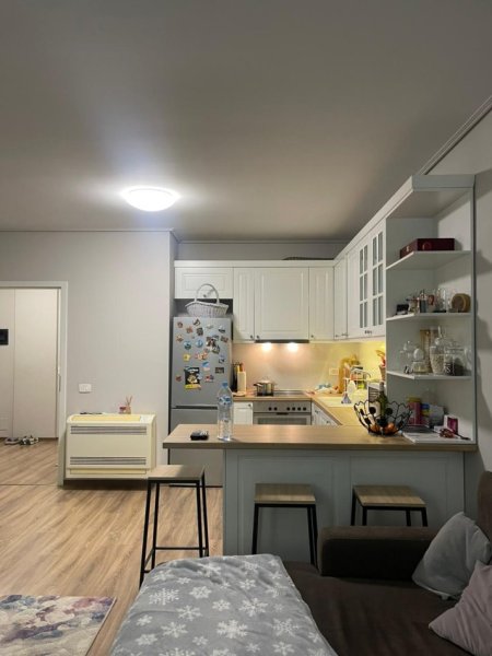 Tirane, jepet me qera apartament 2+1 , 113 m² 800 € (21 Dhjetori)