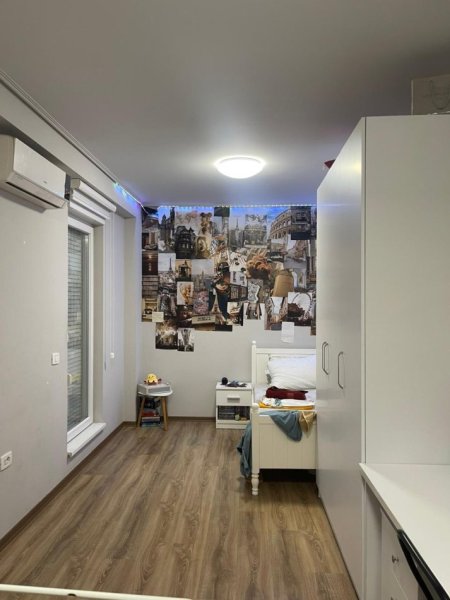 Tirane, jepet me qera apartament 2+1 , 113 m² 800 € (21 Dhjetori)