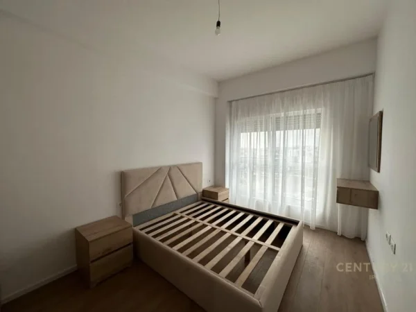 Tirane, jepet me qera apartament 1+1 Kati 5, 53 m² 400 € (Residenca Kaimi)