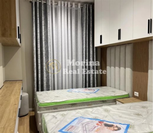 Tirane, jepet me qera apartament 2+1 Kati 6, 100 m² 700 € (Sheshi Shqiponja)