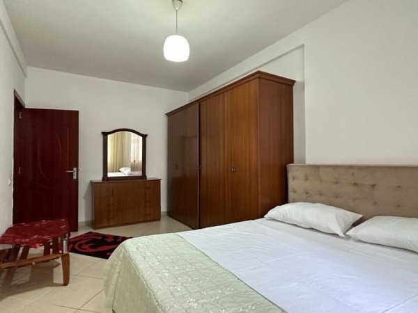 Tirane, jap me qera apartament 1+1 Kati 5, 63 m² 400 € (Astir)