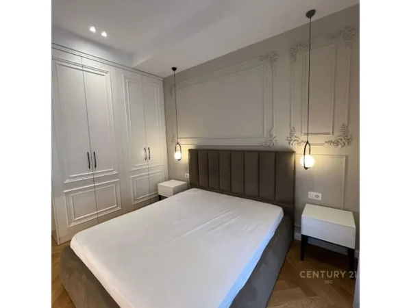 Tirane, jepet me qera apartament 1+1+ post parkimi Kati 5, 70 m² 1.000 € (Delijorgji)