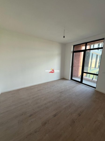 Tirane, shitet apartament 1+1 , 77 m² 140.000 € 