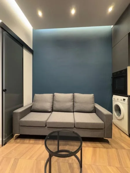 Tirane, jepet me qera garsonier 1+1+Aneks+Ballkon Kati 1, 50 m² 530 € (liqeni i thate)