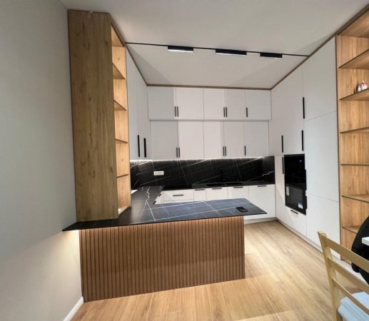Tirane, jepet me qera apartament 2+1+Ballkon Kati 5, 100 m² 70,000Leke (Ish Sheshi Shqiponja,Rruga Tahir Kadare)