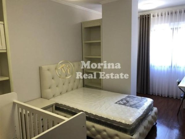 Tirane, jepet me qera apartament 3+1+Aneks+Ballkon Kati 6, 150 m² 1.050 € (Qender-Shallvaret)