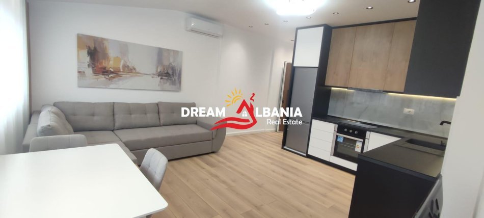 Tirane, shitet apartament 2+1 , 88 m² 143.000 € 