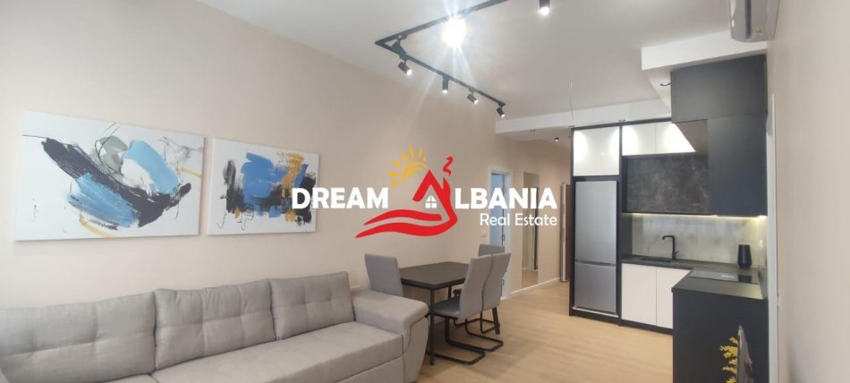 Tirane, shitet apartament 2+1 , 88 m² 143.000 € 
