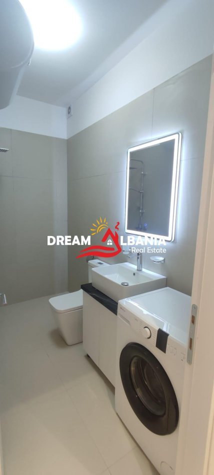 Tirane, shitet apartament 2+1 , 88 m² 143.000 € 