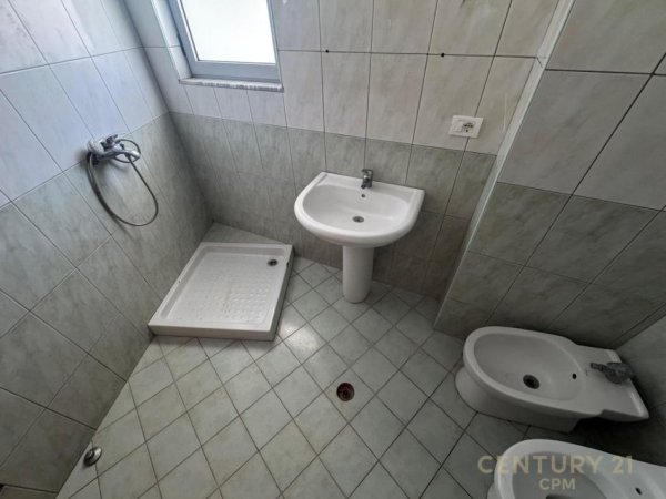 Tirane, shitet apartament Kati 4, 88 m² 97.000 € 