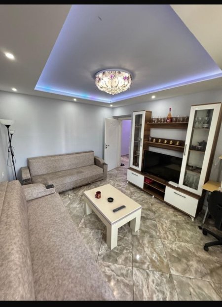 Tirane, shes apartament 1+1+Ballkon Kati 2, 56 m² 115.000 € (rruga e dibres)