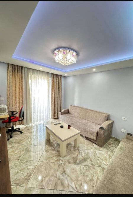 Tirane, shes apartament 1+1+Ballkon Kati 2, 56 m² 115.000 € (rruga e dibres)
