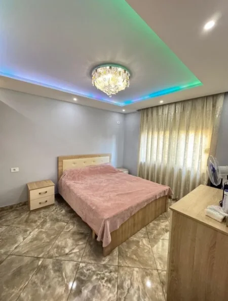 Tirane, shes apartament 1+1+Ballkon Kati 2, 56 m² 115.000 € (rruga e dibres)