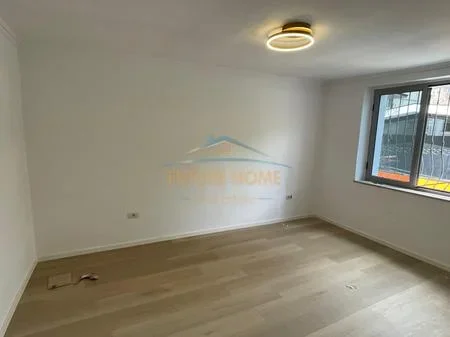 Tirane, shitet apartament 2+1 Kati 1, 72 m² 188.000 € (Rruga e Kavajes, AREA49043)