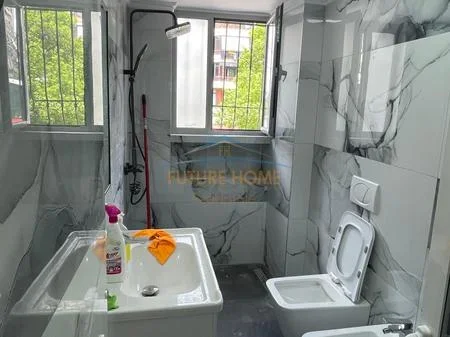 Tirane, shitet apartament 2+1 Kati 1, 72 m² 188.000 € (Rruga e Kavajes, AREA49043)