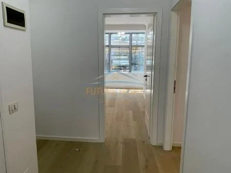 Tirane, shitet apartament 2+1 Kati 1, 72 m² 188.000 € (Rruga e Kavajes, AREA49043)