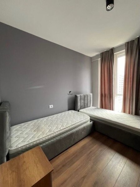 Tirane, jepet me qera apartament 2+1+Ballkon Kati 5, 90 m² 750 € (FUSHA E AVIACIONIT)