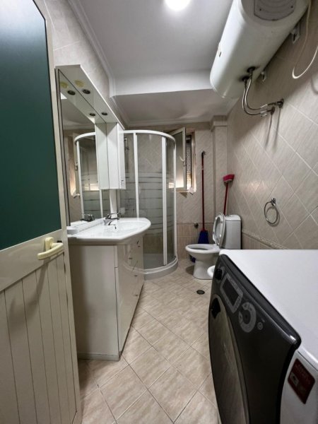 Tirane, jepet me qera apartament 2+1+Ballkon Kati 2, 80 m² 550 € (Arbren Broci)