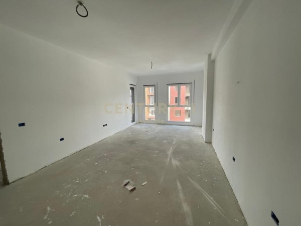 Tirane, shitet apartament 2+1 Kati 7, 109 m² 96.000 € (KAMEZ)