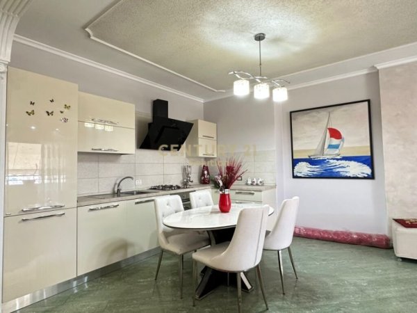 jepet me qera apartament 2+1 Kati 8, 112 m² 500 € (Astir)