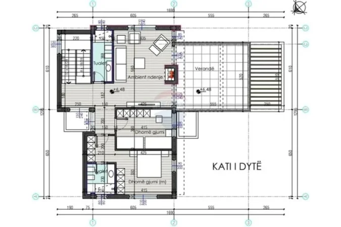 Tirane, shitet Vile , 396 m² 650.000 € (Farke)