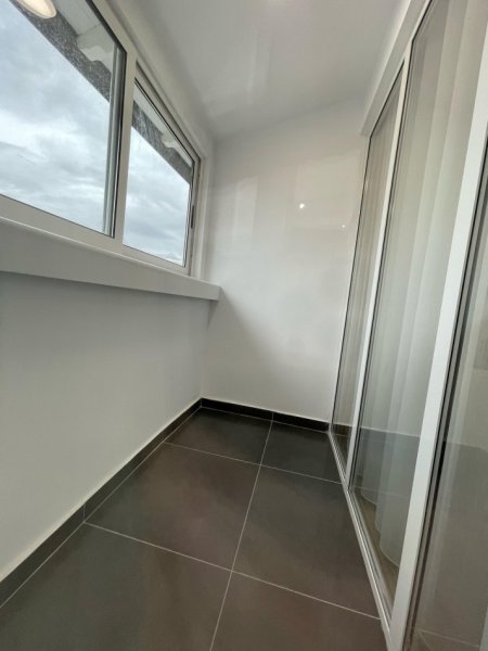 Tirane, shitet apartament 1+1+Ballkon Kati 8, 53 m² 89.000 € (Don Bosko)