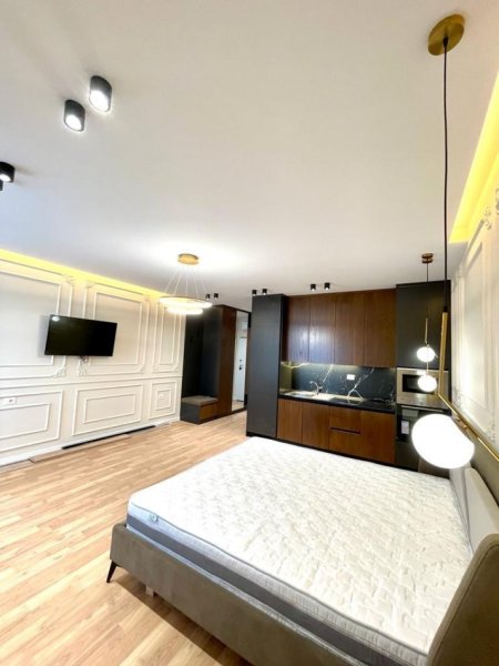 Tirane, jap me qera garsonier 1+1 Kati 10, 46 m² 600 € (Rruga Kavajes/SQUARE21)