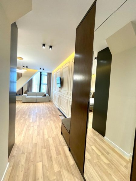 Tirane, jap me qera garsonier 1+1 Kati 10, 46 m² 600 € (Rruga Kavajes/SQUARE21)