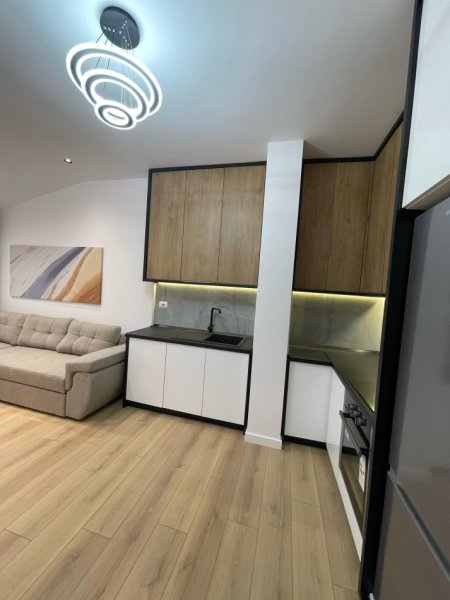 Tirane, shitet apartament 1+1+Ballkon Kati 8, 53 m² 89.000 € (Don Bosko)