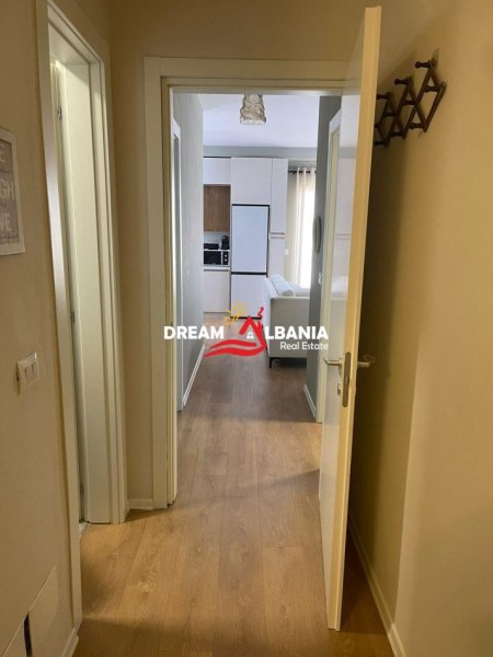 Tirane, shitet apartament 2+1+Ballkon Kati 10, 115 m² 350.000 € (Rruga e Kavajes)
