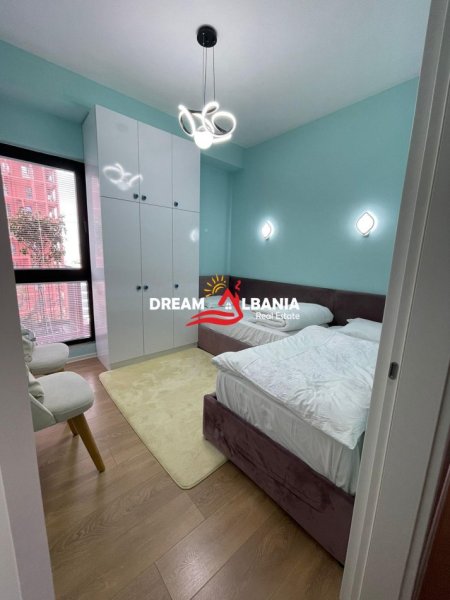 Tirane, shitet apartament 2+1+Ballkon Kati 10, 115 m² 350.000 € (Rruga e Kavajes)
