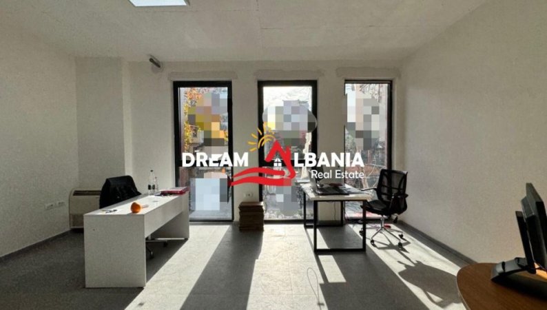 Tirane, shitet apartament Kati 2, 62 m² 372.000 € (Rruga e Kavajes)
