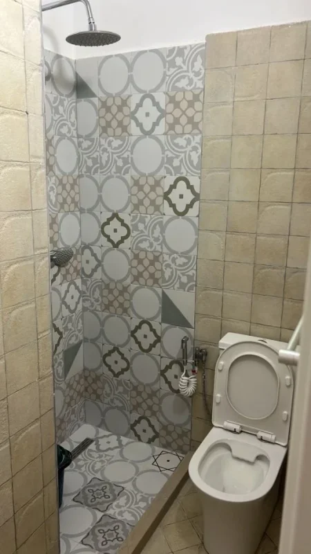 Durres, shitet apartament 3+1+Ballkon Kati 6, 116 m² 145.000 € (Ruga Pavaresia, prane Kompleksit Florida)