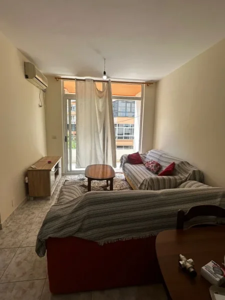 Tirane, jepet me qera apartament 1+1+Ballkon Kati 3, 60 m² 350 € (astir)