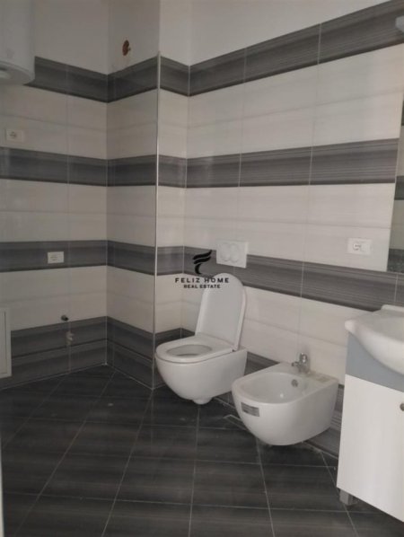 Tirane, shitet apartament 2+1+Ballkon Kati 3, 95 m² 130.000 € (ASTIR)