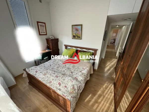 Tirane, shitet apartament 2+1+Ballkon Kati 2, 89 m² 199.000 € (Tek 21 Dhjetori -)