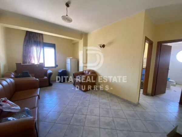 Durres, shitet apartament 1+1+Ballkon Kati 7, 58 m² 63.000 € (PAVARESIA)