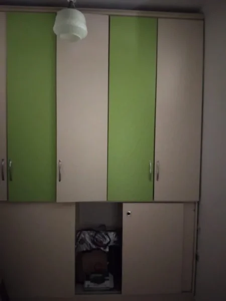 Tirane, jepet me qera apartament 2+1+Ballkon Kati 6, 90 m² 450 € (astir)