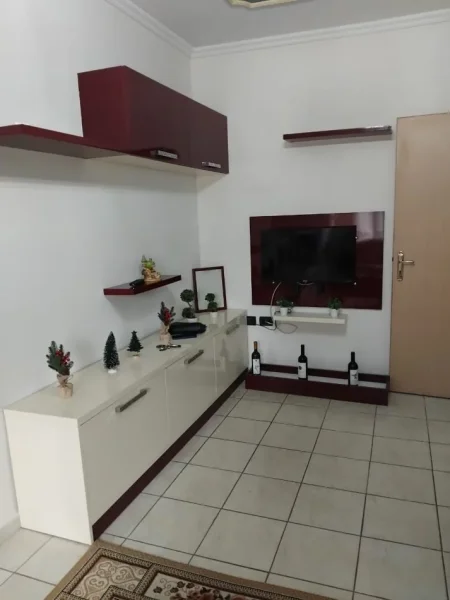 Tirane, jepet me qera apartament 2+1+Ballkon Kati 6, 90 m² 450 € (astir)